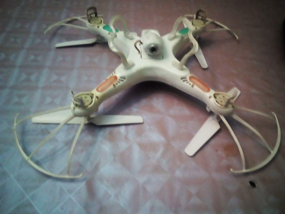 Drone SYMA X5C- Cãmara