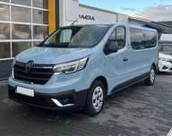 Wynajem busa 9-osobowego Renault Trafic Wypożyczalnia busów 9osobowych