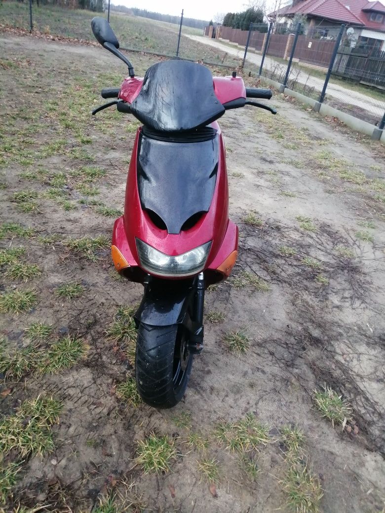 Aprilia Sr 125, 50 silnik, plastiki, lampy, siedzenie, licznik