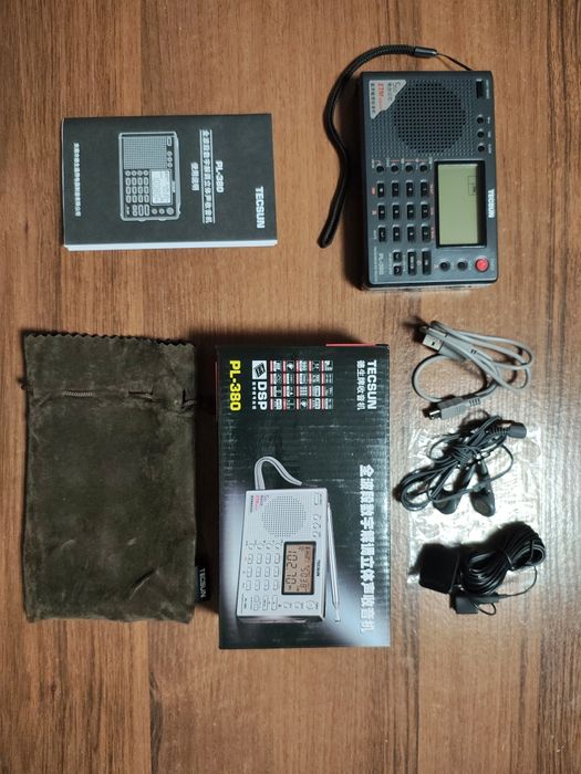 Радіоприймач Tecsun PL-380