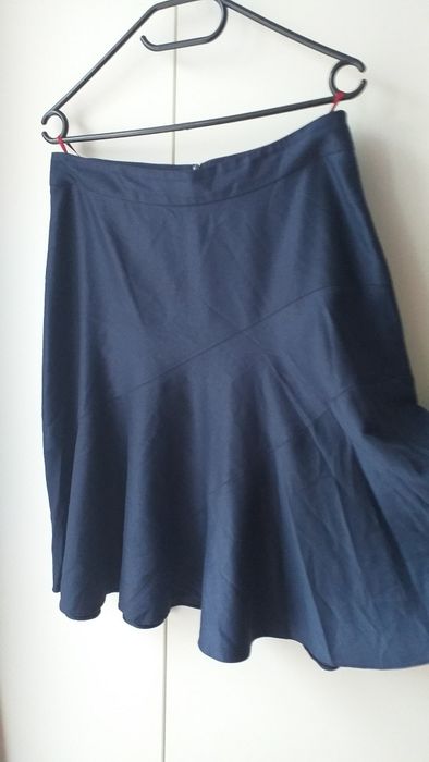 Spódnica Hugo Boss 12 40 granatowa do kolan trapezowa