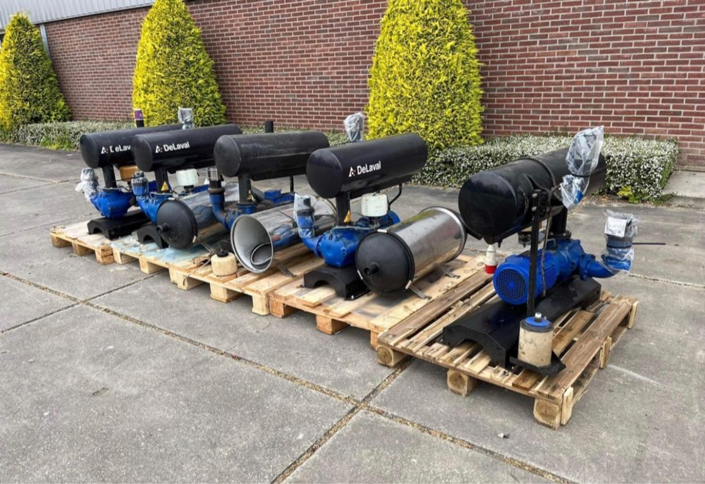 Pompa próżniowa DVP 900 Delaval / Alfa Laval od dojarki /hali udojowej