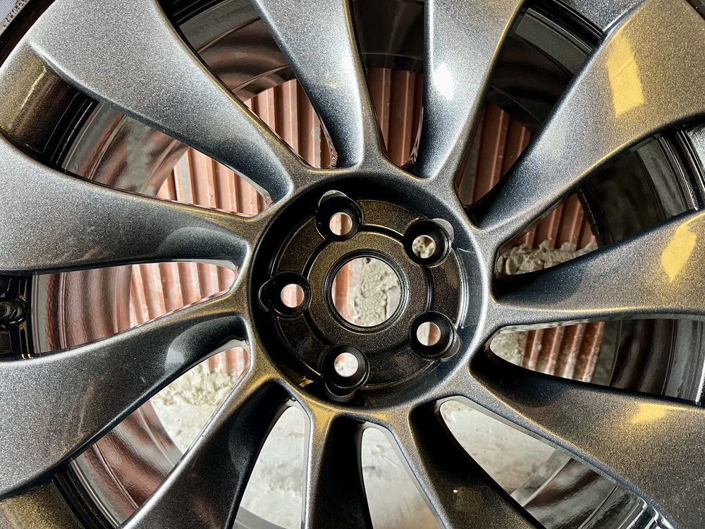 Komplet felg Tesla Y Performance Uberturbine 20” Antracyt z perłą!!