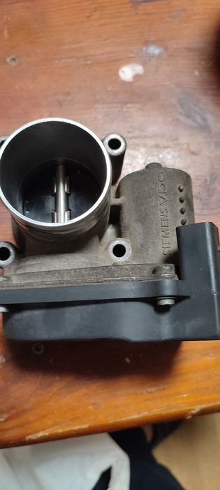 Продам дросельну заслонку оригінал буФабия 1.2