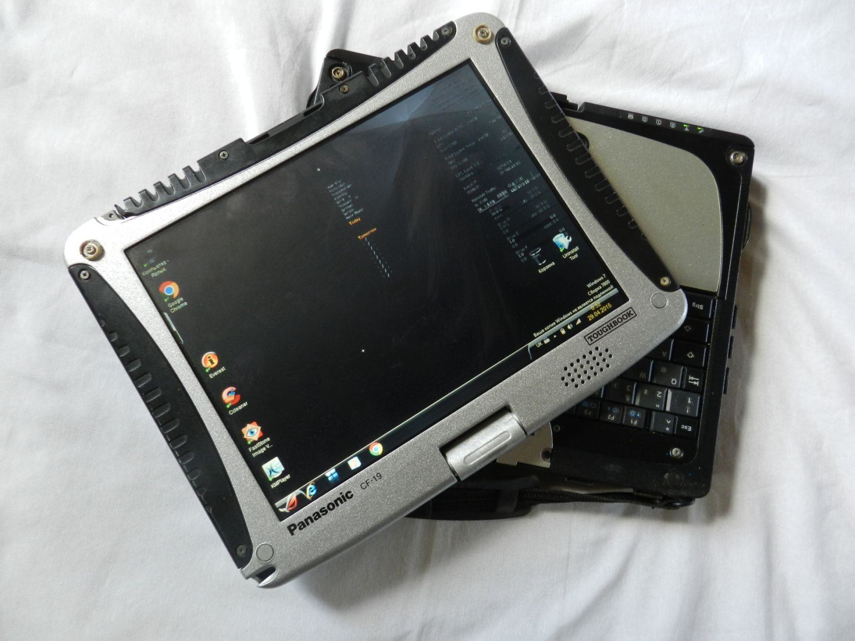 Захищений військовий toughbook Panasonic CF19 робочій без резерву