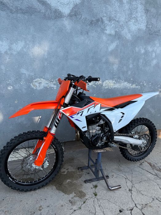 KTM SX-F 450 (2023) Jak novy
