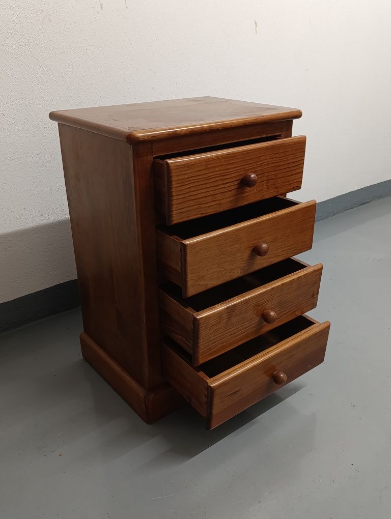 Mesa de cabeceira