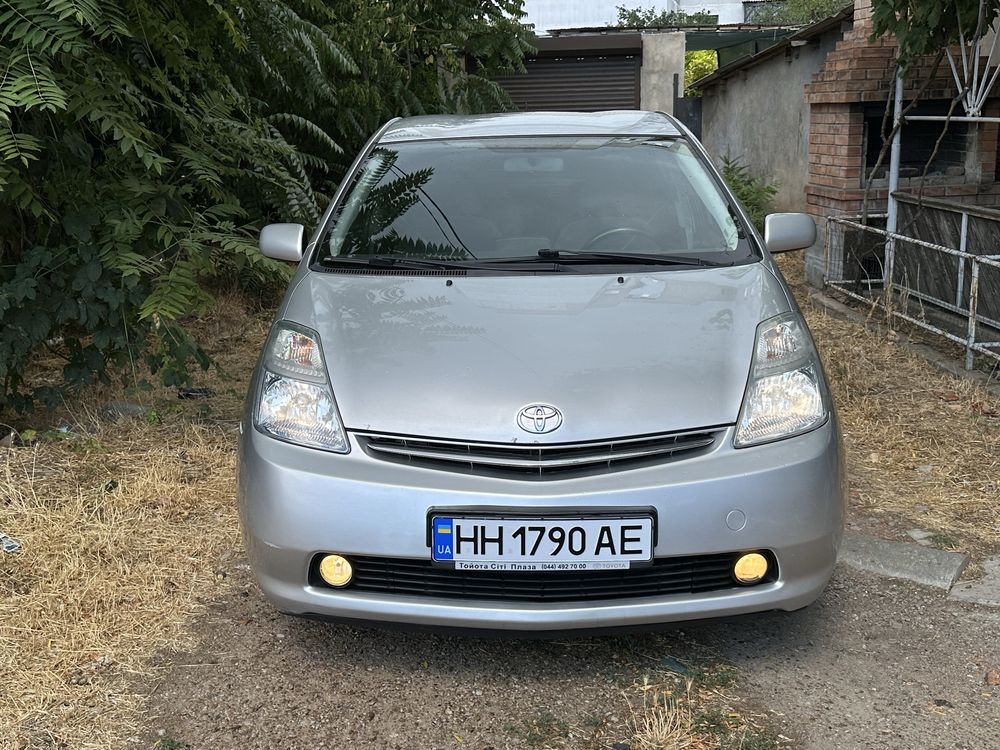 Продам toyota prius 20