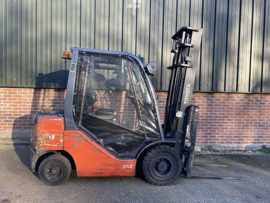 Навантажувач дизельний  TOYOTA 8FD25 2019р.дизель.