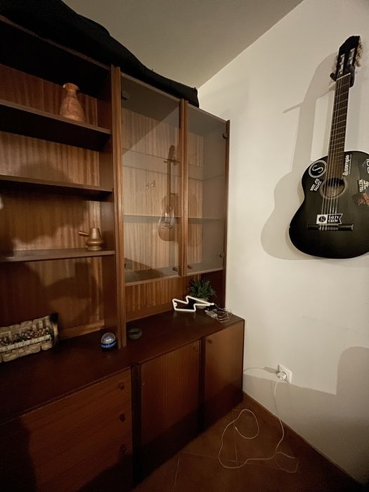 Armário de sala madeira