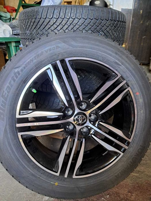 Toyota Raf 4 -koła zimowe 19 cali