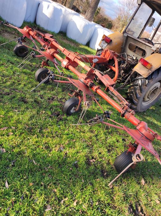 Przetrząsarka do siana