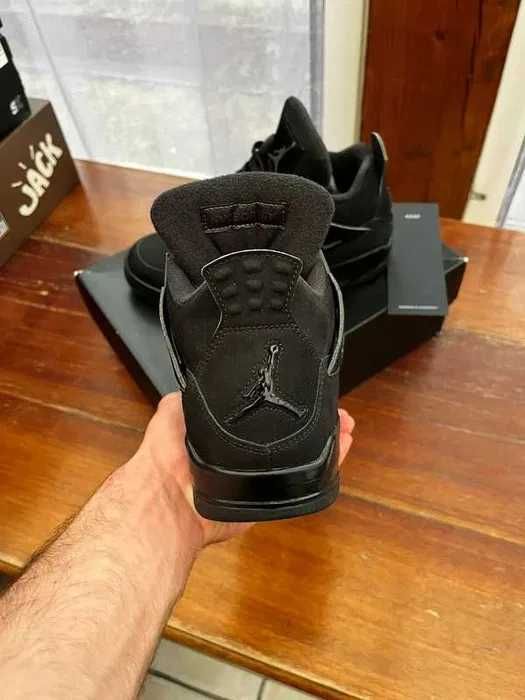 buty Jordan_4_Retro_Black_Cat Espadryle R.43