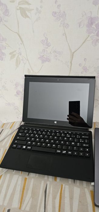 Планшет Haier Pad W 1048 32гб без зарядного!!