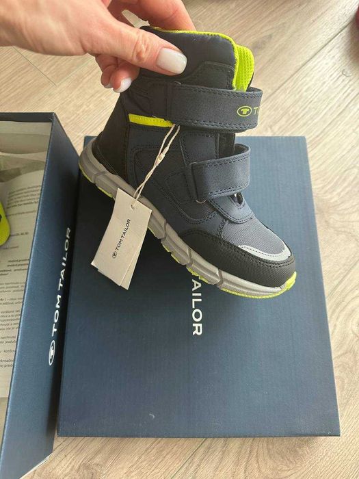 Нові зимові дитячі черевики 29 розмір