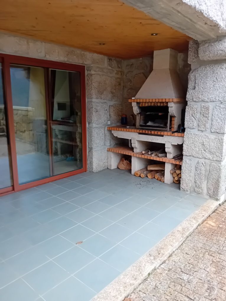 Casa da Nina, AL 52830, Cabril, Montalegre, Gerês (Piscina) 120€/noite