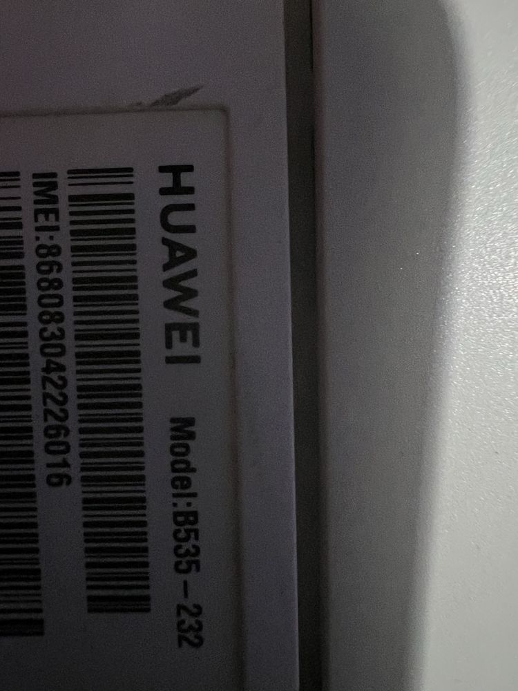 Router Huawei bialy