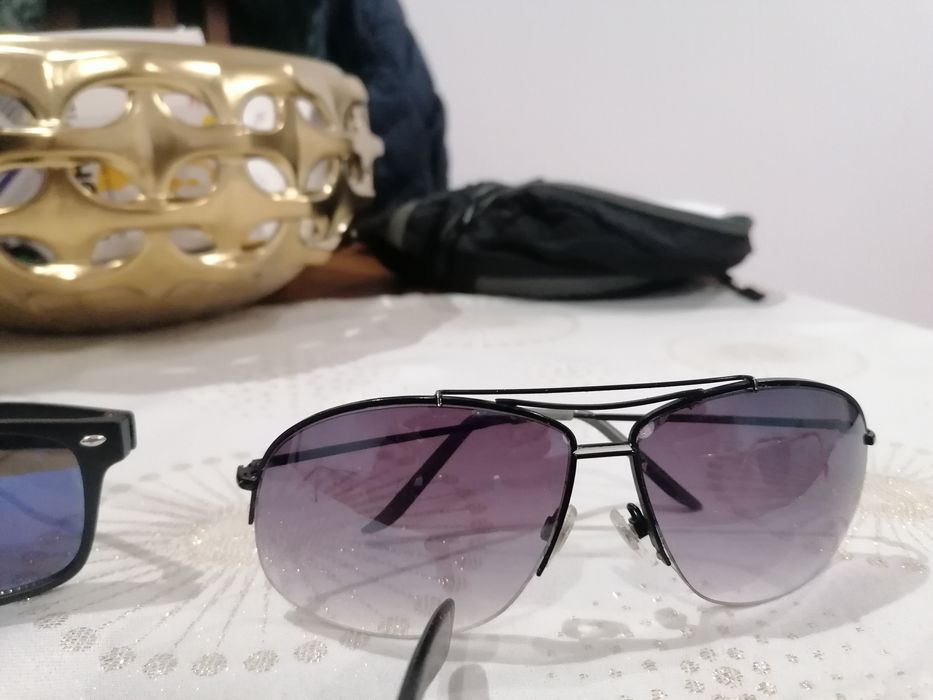 Conjunto de óculos de sol