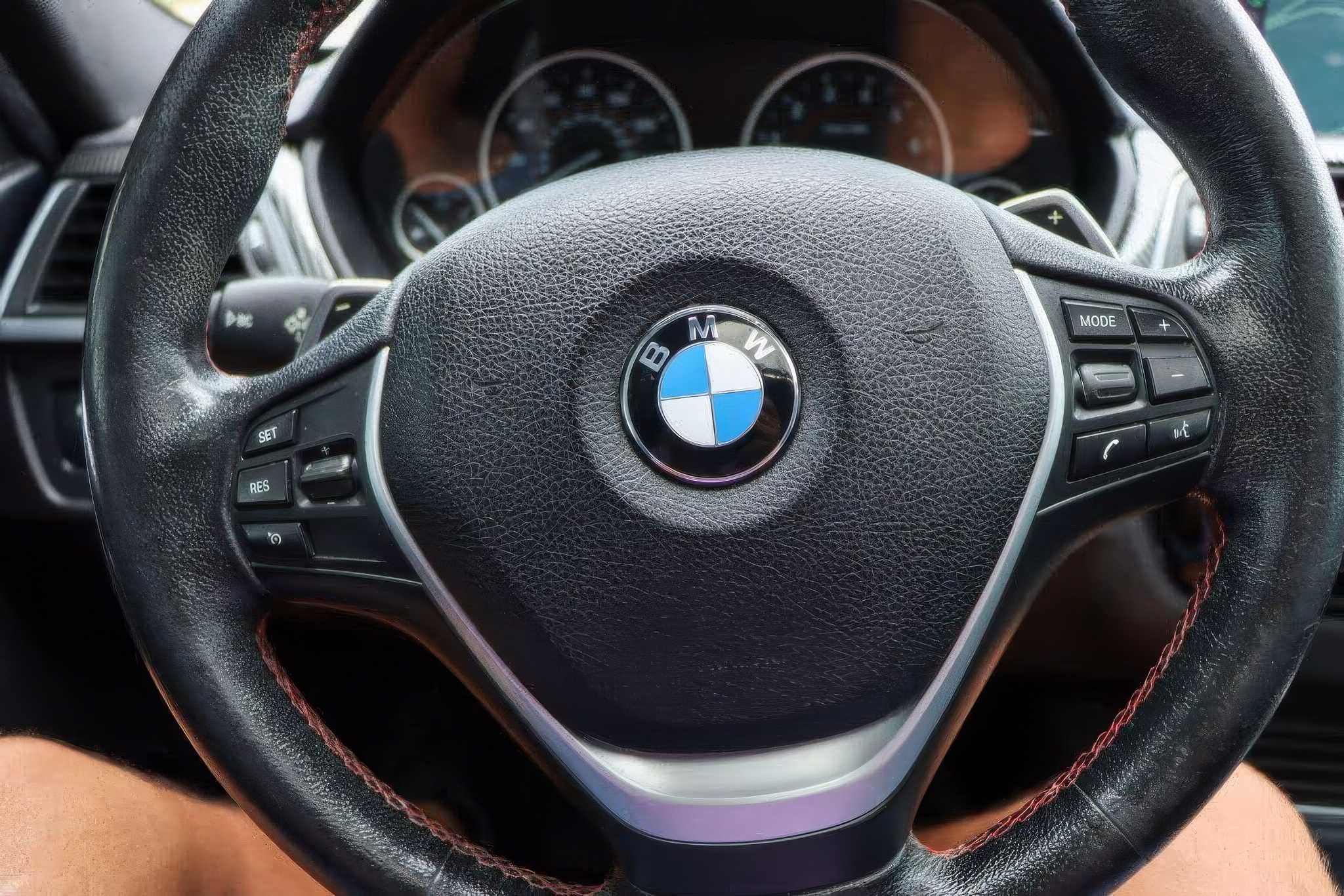 2016 BMW 3 Series 328i xDrive Sedan