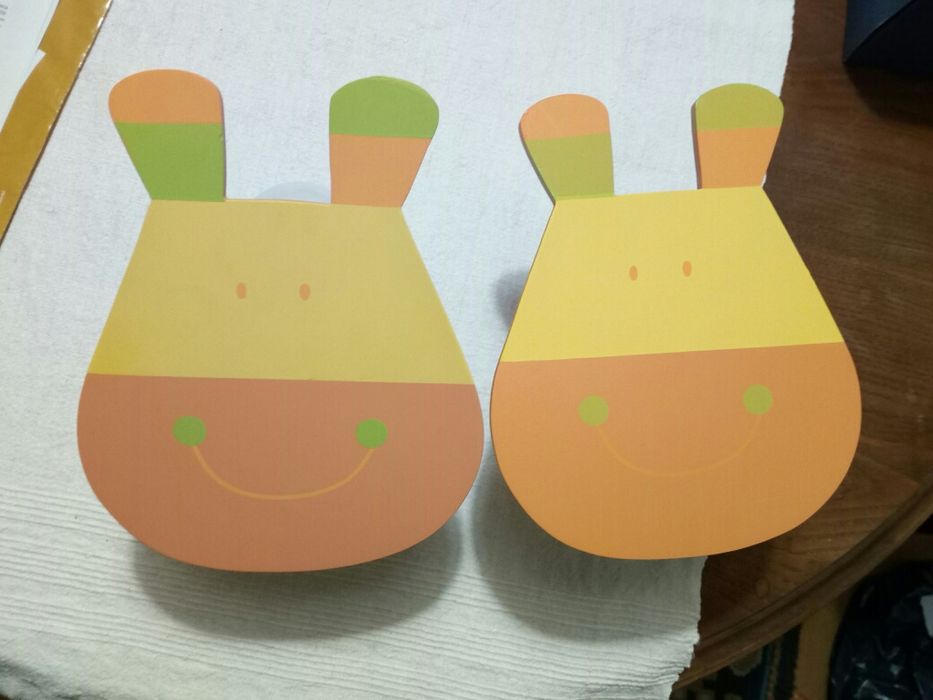 Candeeiro de parede quarto criança