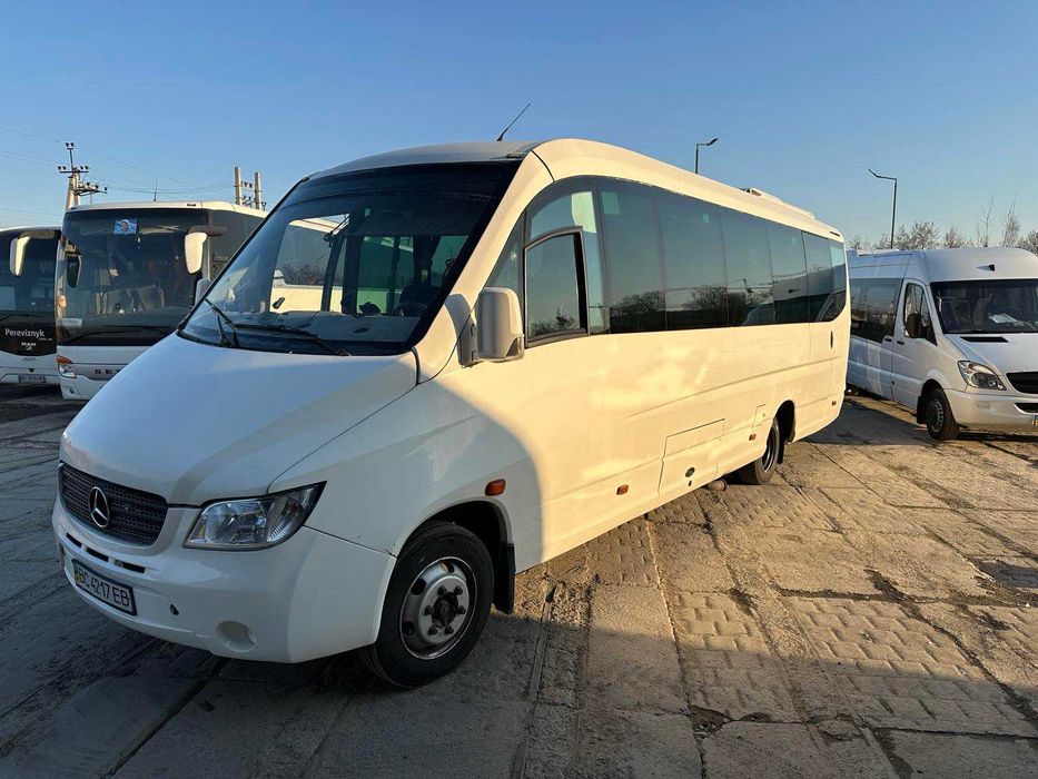 Продається автобус MERCEDES-BENZ VARIO O818 D