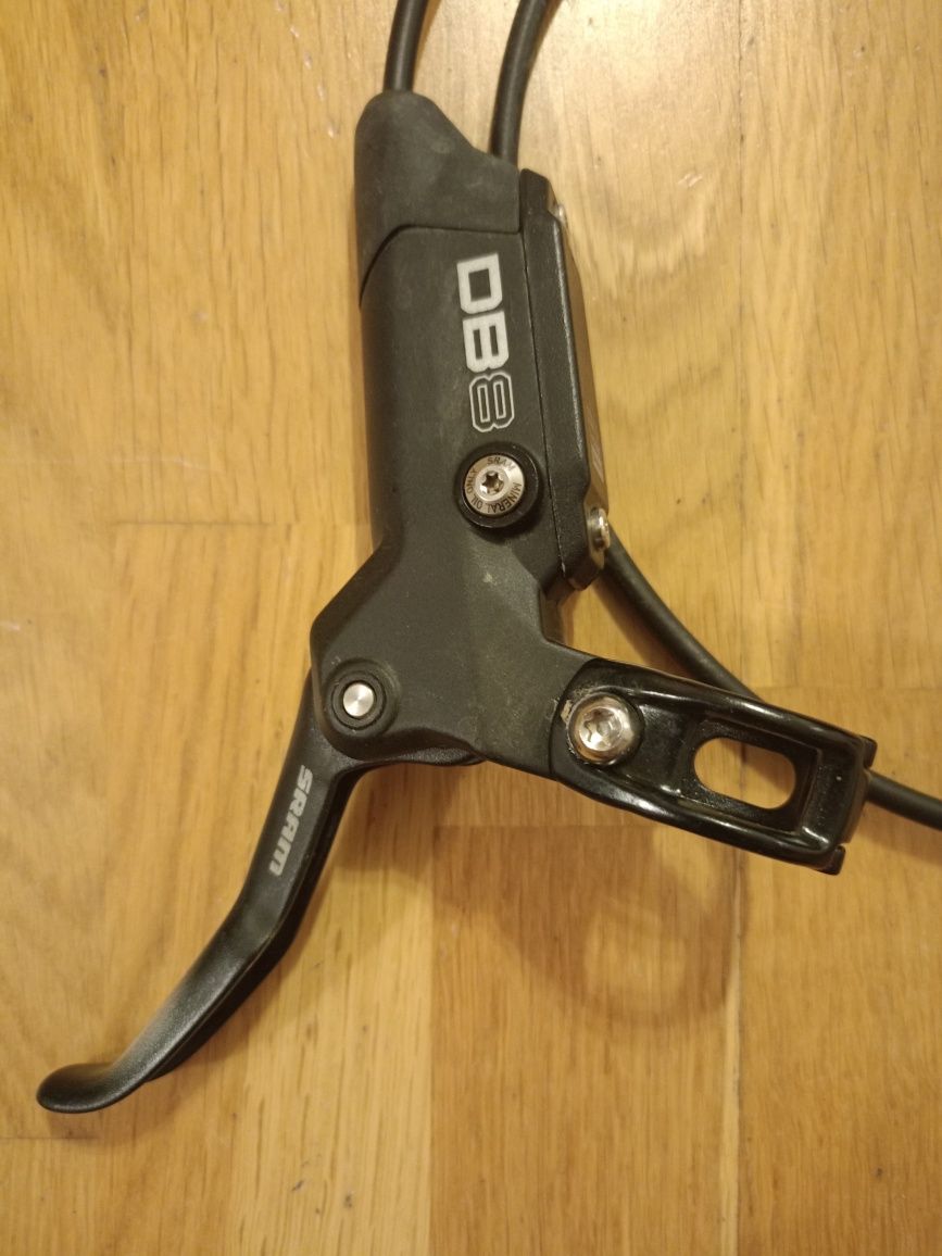 Hamulce SRAM DB8