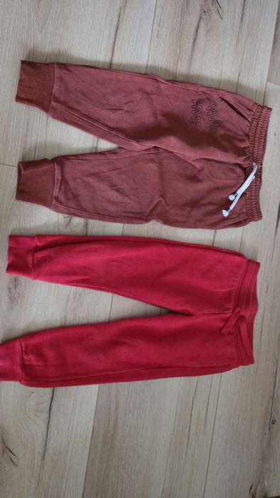 Spodnie dresowe h&m Reserved r.104