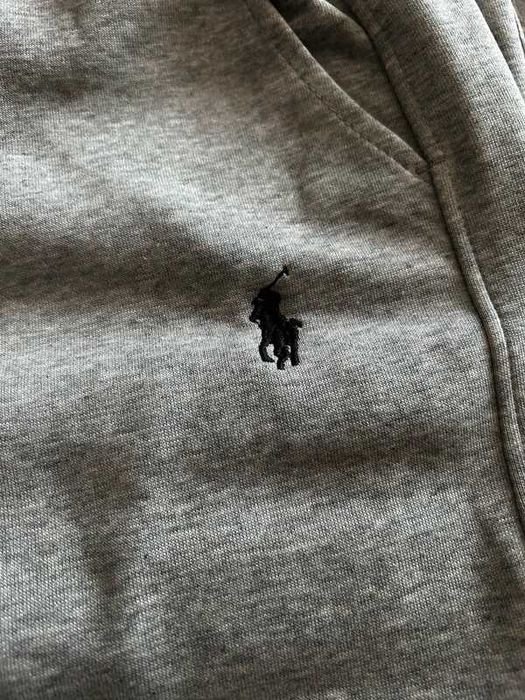 Szary dres Ralph Lauren