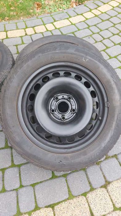 4x Bridgestone Blizzak LM32 ZIMA 205/55 R16 + felgi stalowe 5x112 VW