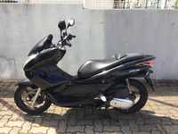 Honda pcx 2011  aceito trocas