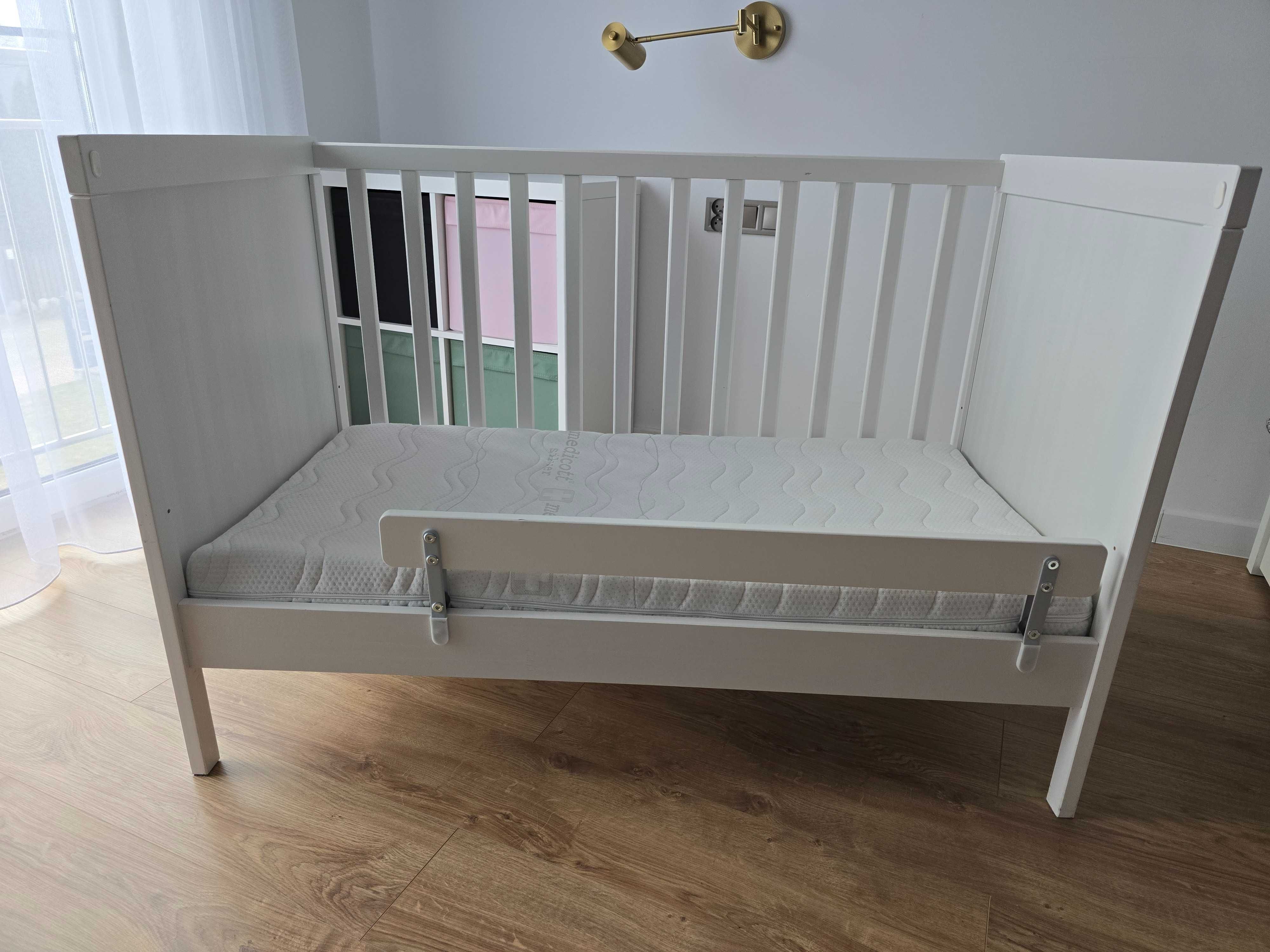 Łóżeczko dziecięce IKEA SUNDVIK 60x120 cm + materac HILDING