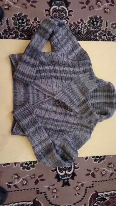 Жіноче тепле болеро, кофта