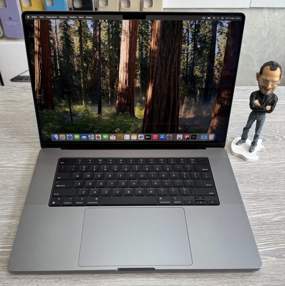MacBook Pro 16 / M1 Max / RAM 32 / SSD 1 TB / 2021 / Space Grey