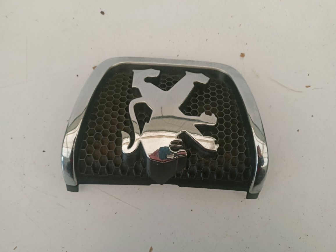 Peugeot Partner I 1 Lift FL emblemat logo znaczek przód