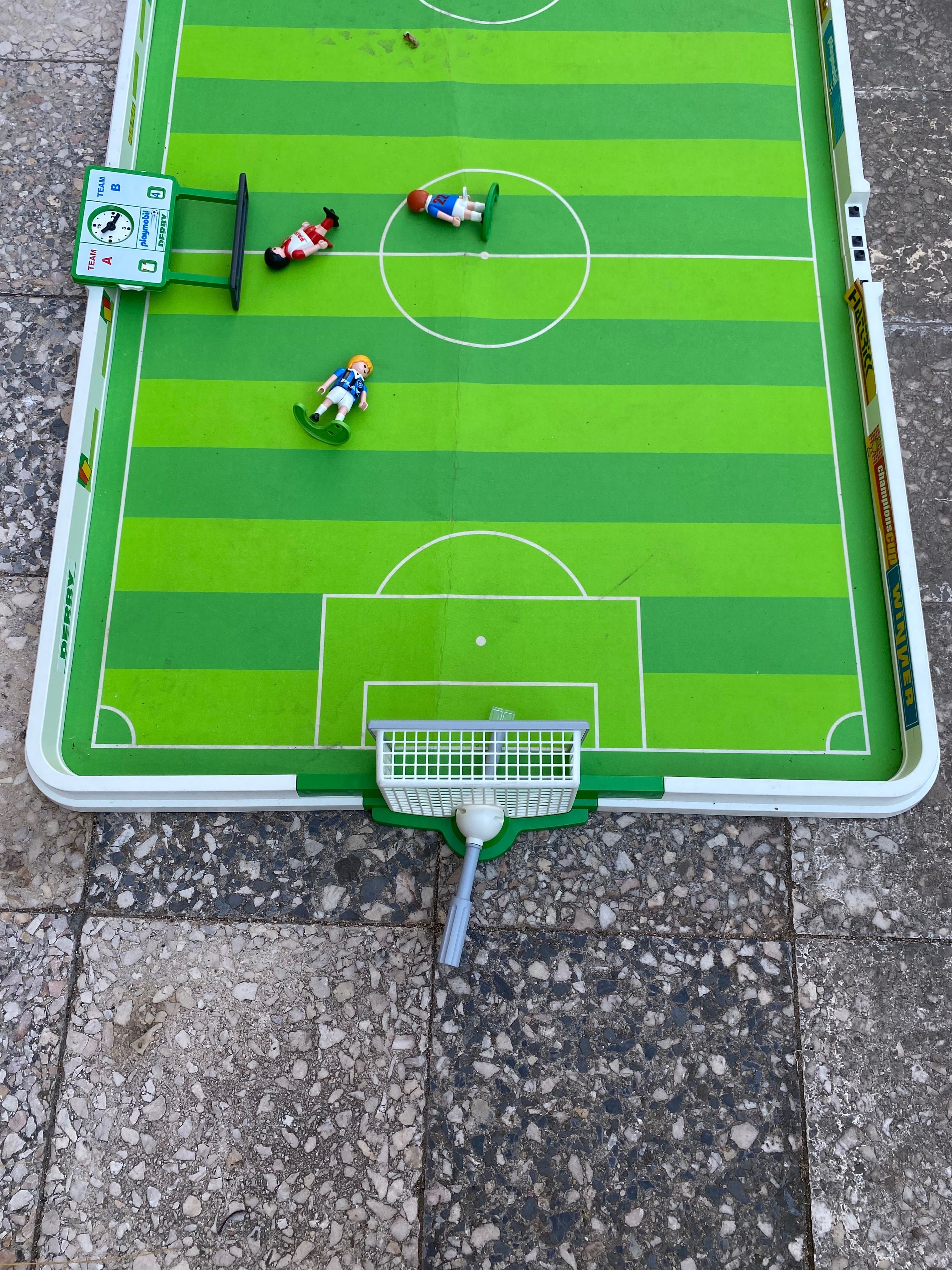 Campo futebol playmobil