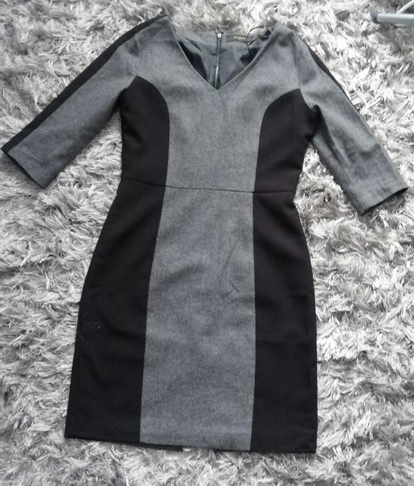 Sukienka Reserved, 38, ciepła, wełna, czarno-szara