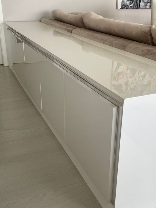 Móvel branco Lacado