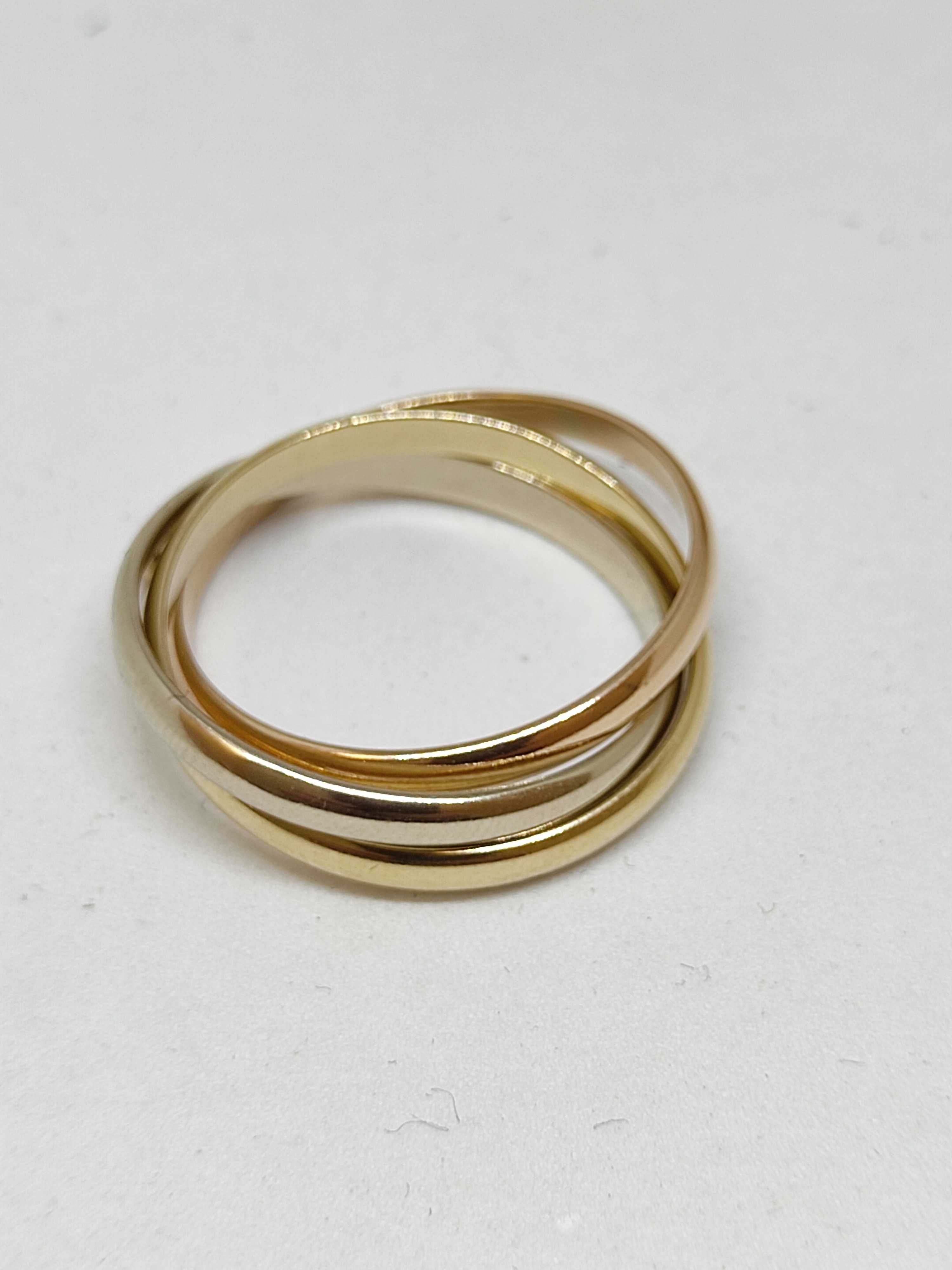 Золотое кольцо Cartier Trinity  585"  без вставок