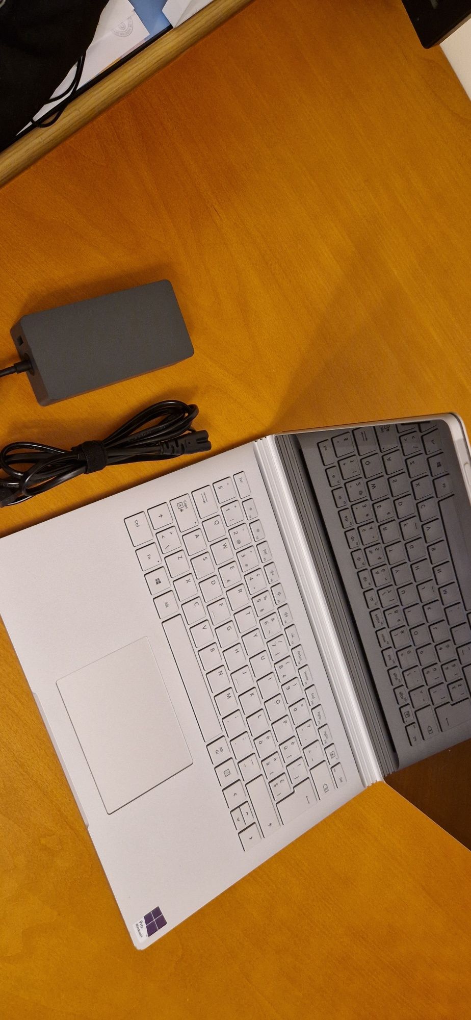 Microsoft Surface Book 2 Intel Core i7