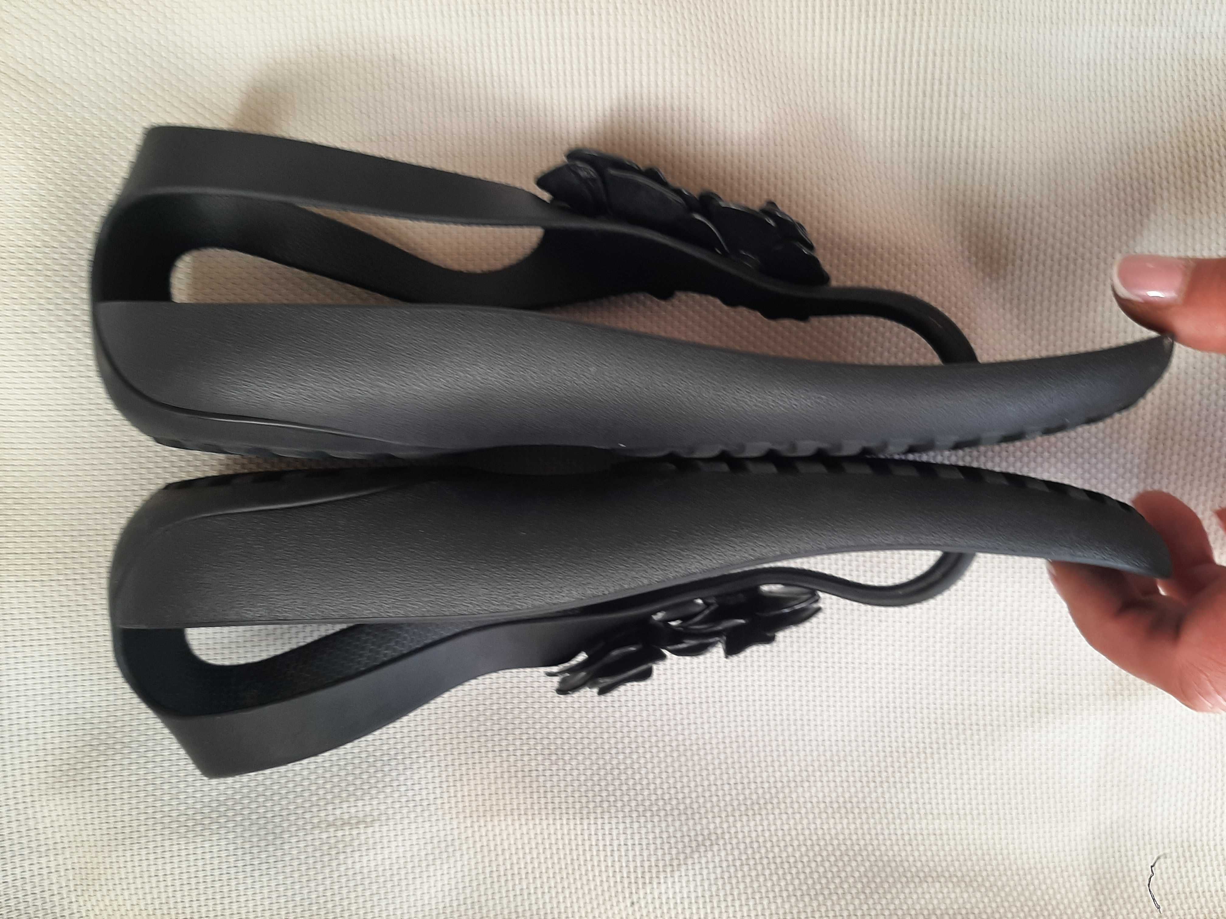 Sandały Crocs Serena flip czarne stan idealny w7