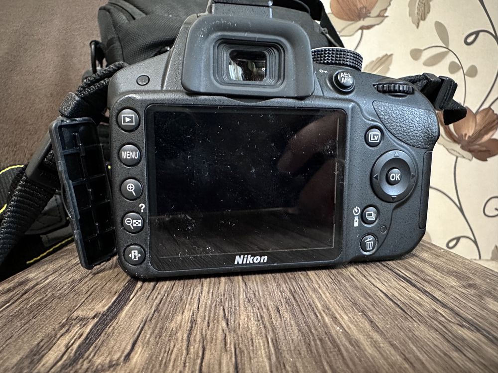 Продам фотоапарат Nikon d3200
