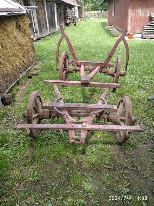 Продаю дерев'яний  причіп