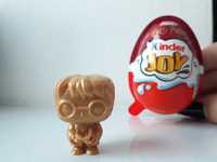 nowa figurka kinder joy złoty Harry Potter druga seria