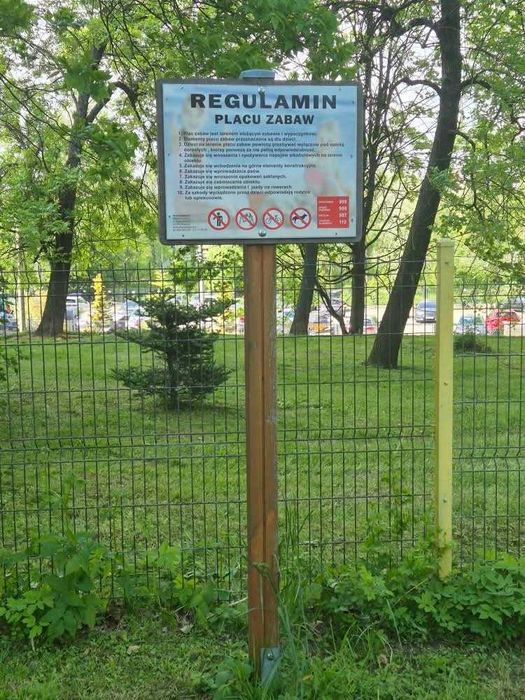 Cały zestaw placu zabaw z certyfikatem,