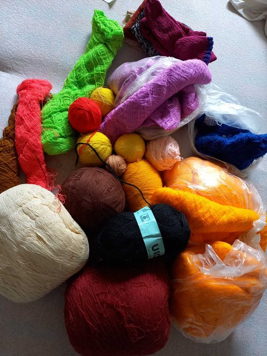 Нити ( пряжа для вязания