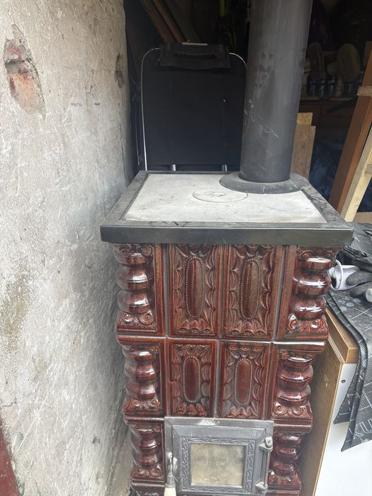 Piec kaflowy wolno stojacy