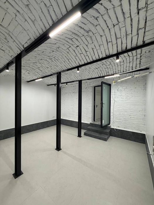 Оренда цоколя 120 м2 в центрі міста по вул. Шопена