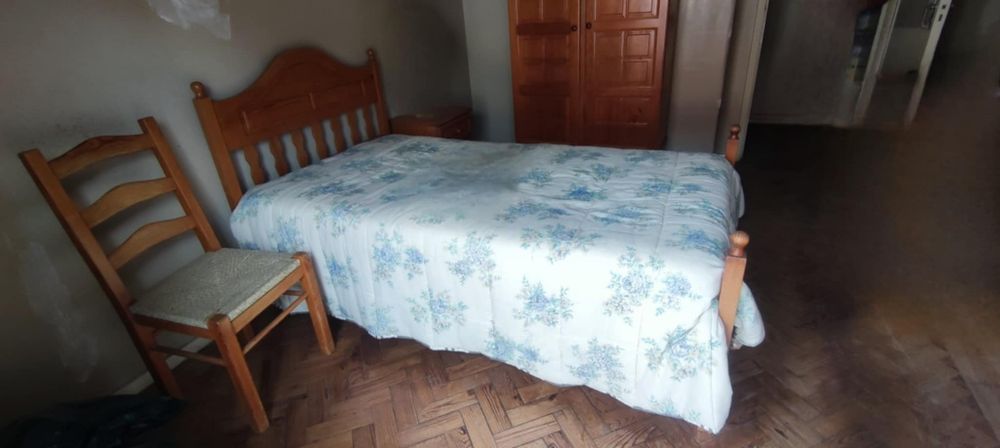 Quarto cama individual completo