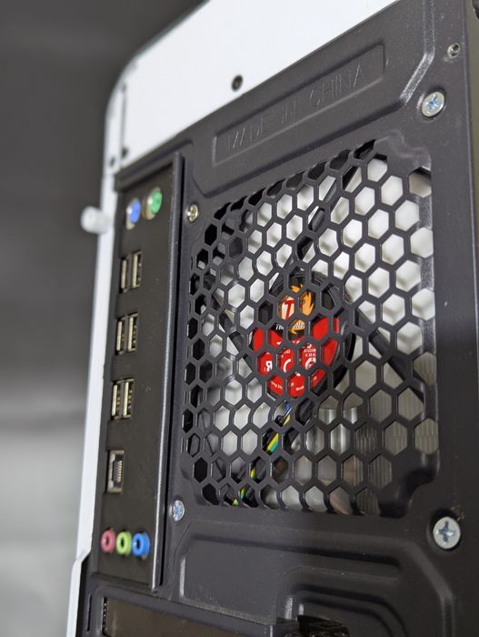 ІГРОВИЙ ПК • 12 Ядер • 32GB • RX 570 8GB • 256 NVME + 750gb