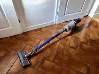 Odkurzacz Dyson SV17 plus akcesoria